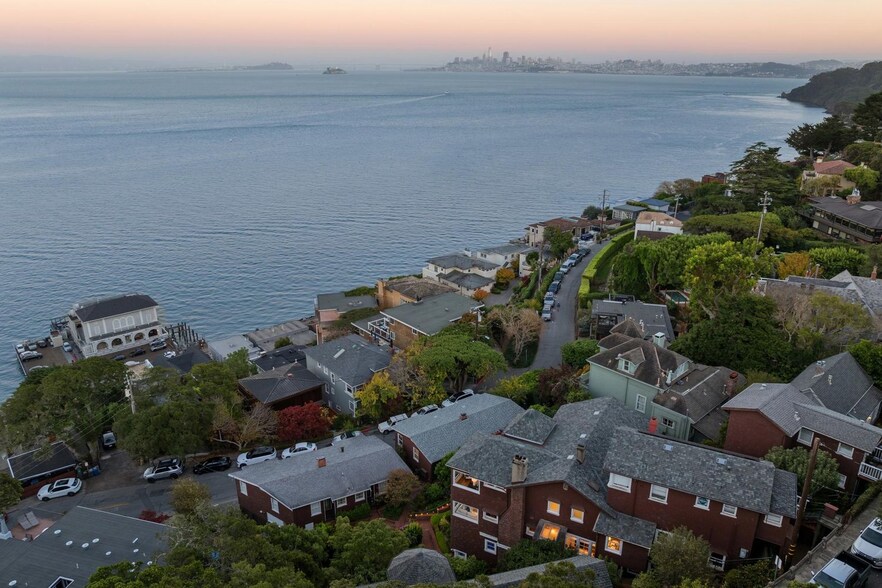 More Photos Of 47 Bulkley Ave, Sausalito Apartments For Sale