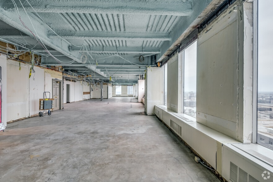 Photo of 17th Floor Ste 1725