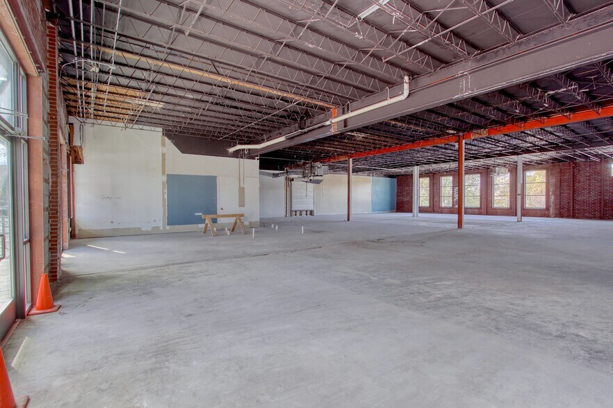 More Photos Of 763-765 Trabert Ave NW, Atlanta General Retail For Lease