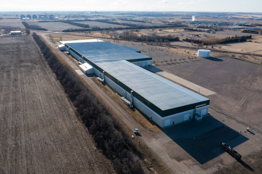 More Photos Of 1401 Brown County 19 N, Aberdeen Manufacturing For Lease