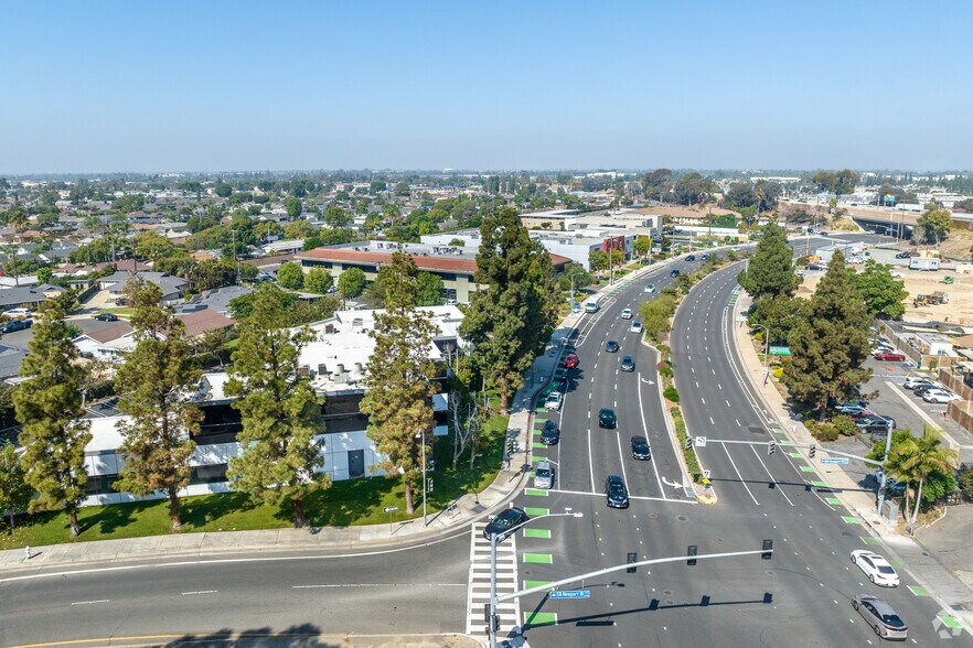 More Photos Of 2729 Bristol St, Costa Mesa Medical For Sale