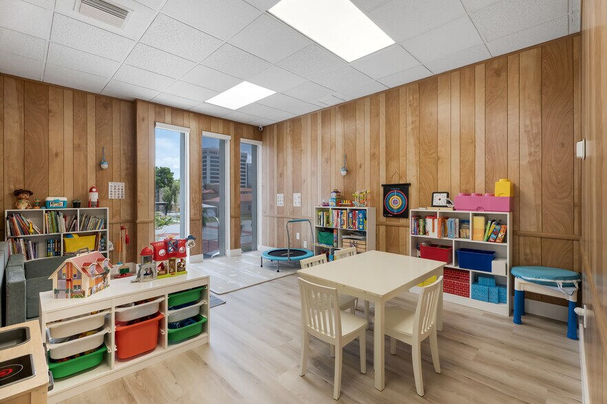 More Photos Of 117 Majorca Ave, Coral Gables Office For Sale