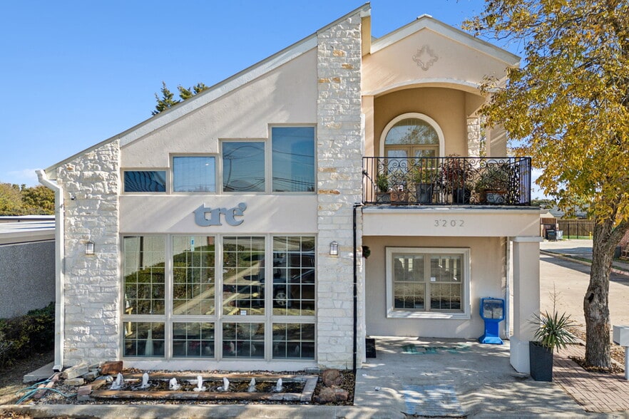 Primary Photo Of 3202 N Shiloh Rd, Garland Office For Sale