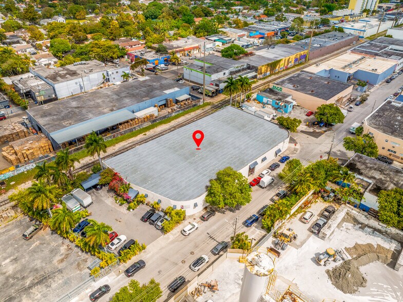 More Photos Of 1515 NW 22nd St, Miami Warehouse For Sale