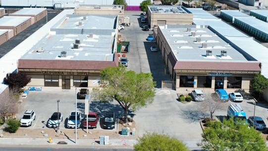 More Photos Of 42704 10th St W, Lancaster Showroom For Lease