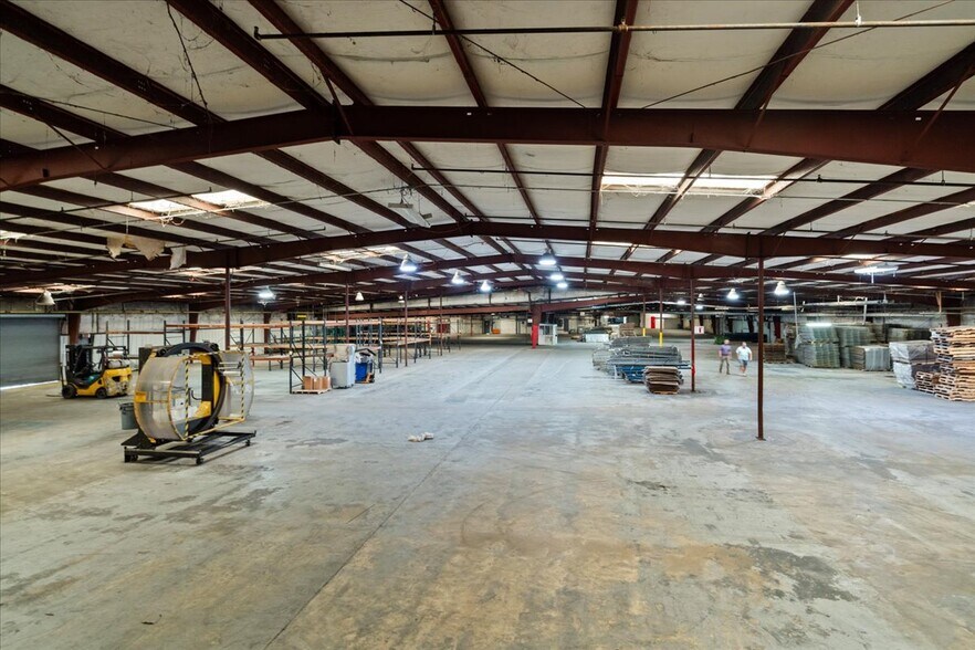 More Photos Of 119 E 6th Ave, Pamplico Industrial For Sale