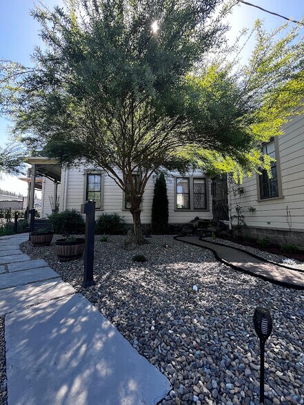 More Photos Of 236 SE Stephens St, Roseburg Hospitality For Sale