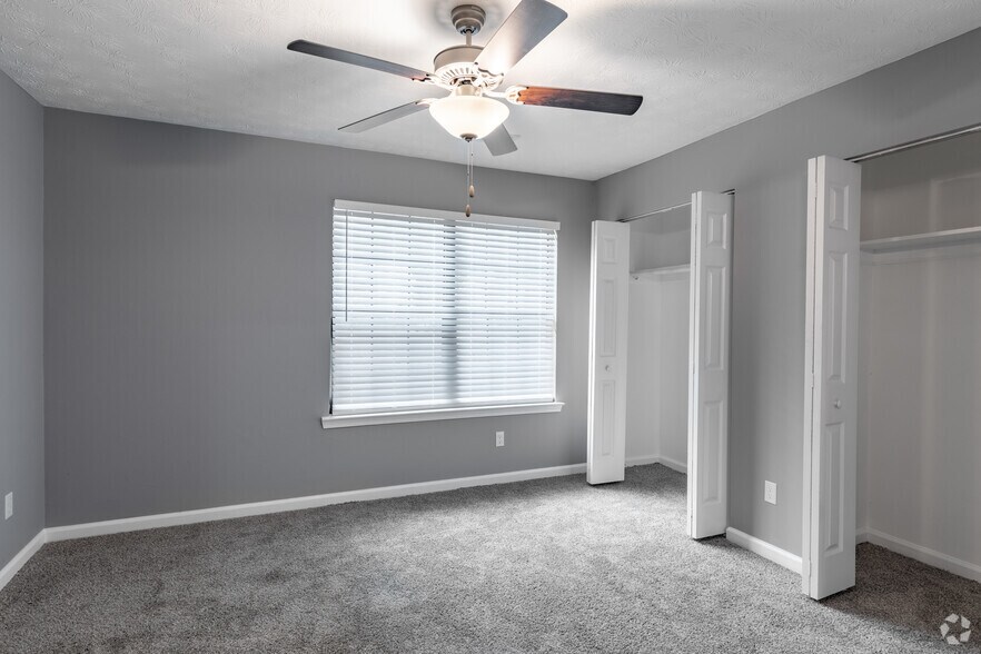 More Photos Of 563 Briar Hill Ct, Riverdale Apartments For Sale