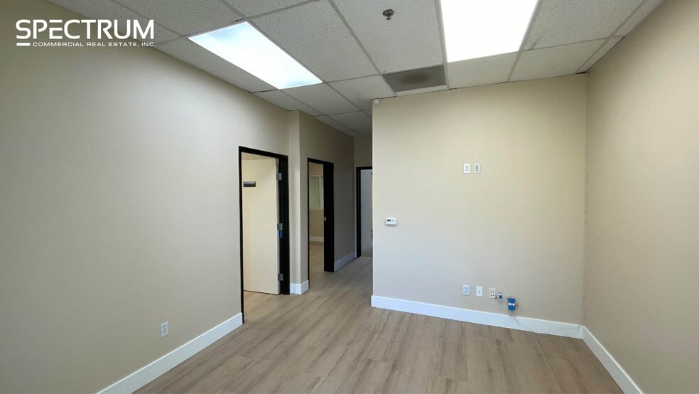 More Photos Of 26340 Diamond Pl, Santa Clarita Light Distribution For Lease