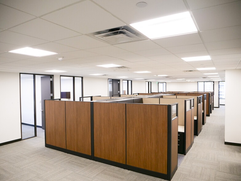 More Photos Of 306 W 7th St, Fort Worth Office For Lease