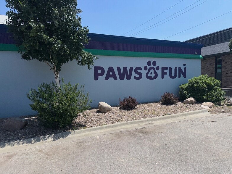 More Photos Of 222 N 44th St, Lincoln Freestanding For Sale