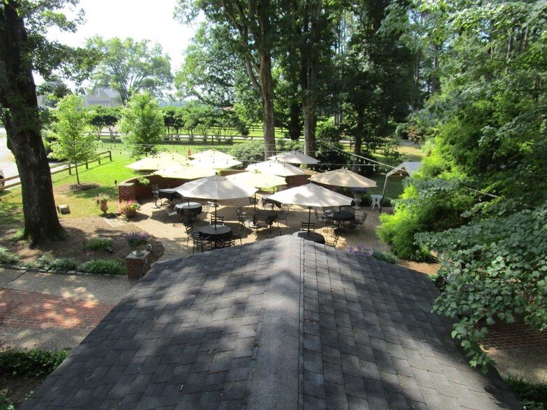 More Photos Of 1840 Manakin Rd, Manakin Sabot Restaurant For Sale