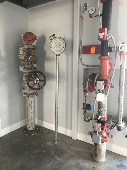 More Photos Of 440 Royellou Ln, Mount Dora Office For Lease