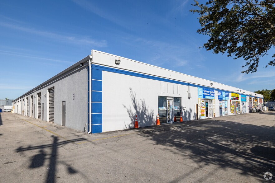 More Photos Of 19200 SW 106th Ave, Miami Light Manufacturing For Lease