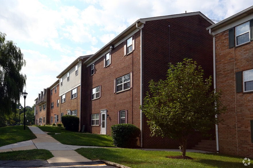 More Photos Of 10000 Greenside Dr, Cockeysville Apartments For Lease