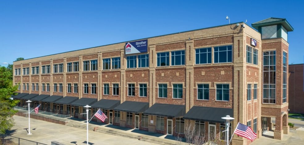 More Photos Of 225 Ray Ave, Fayetteville Unknown For Lease