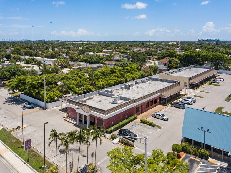 More Photos Of 7950-7968 Miramar Pky, Miramar Unknown For Lease