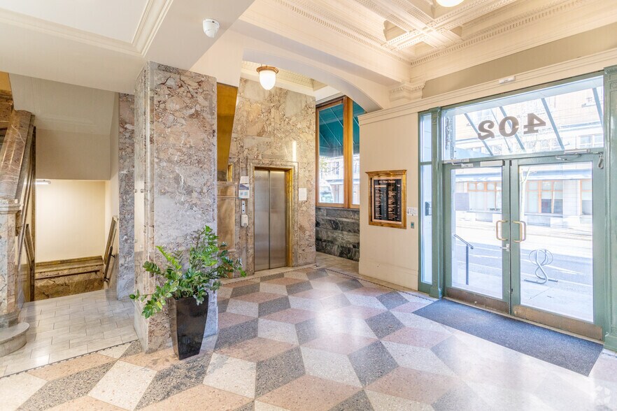 More Photos Of 402 W Pender St, Vancouver Office Residential For Sale