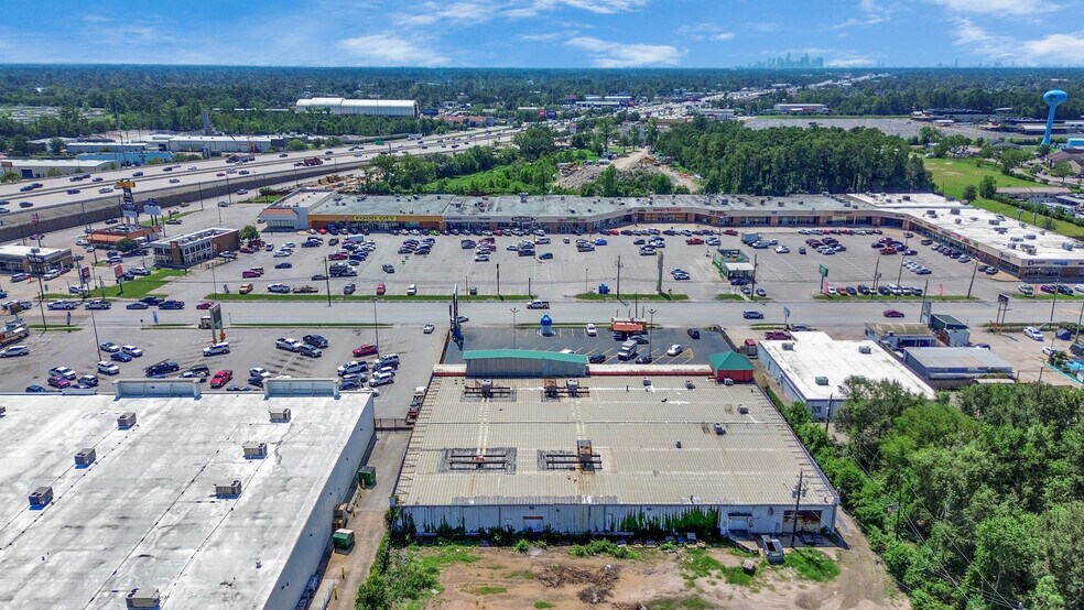 More Photos Of 5231 Aldine Mail Rd, Houston General Retail For Lease