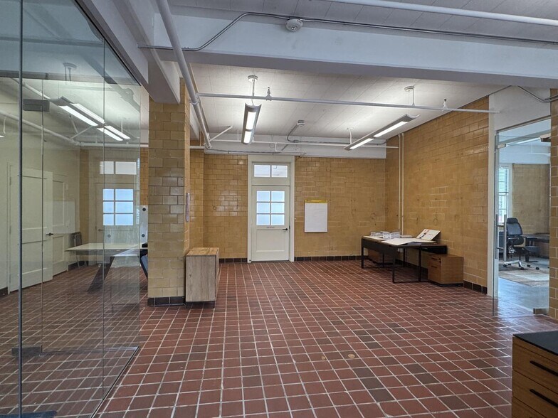 More Photos Of 220 Halleck St, San Francisco Office For Lease