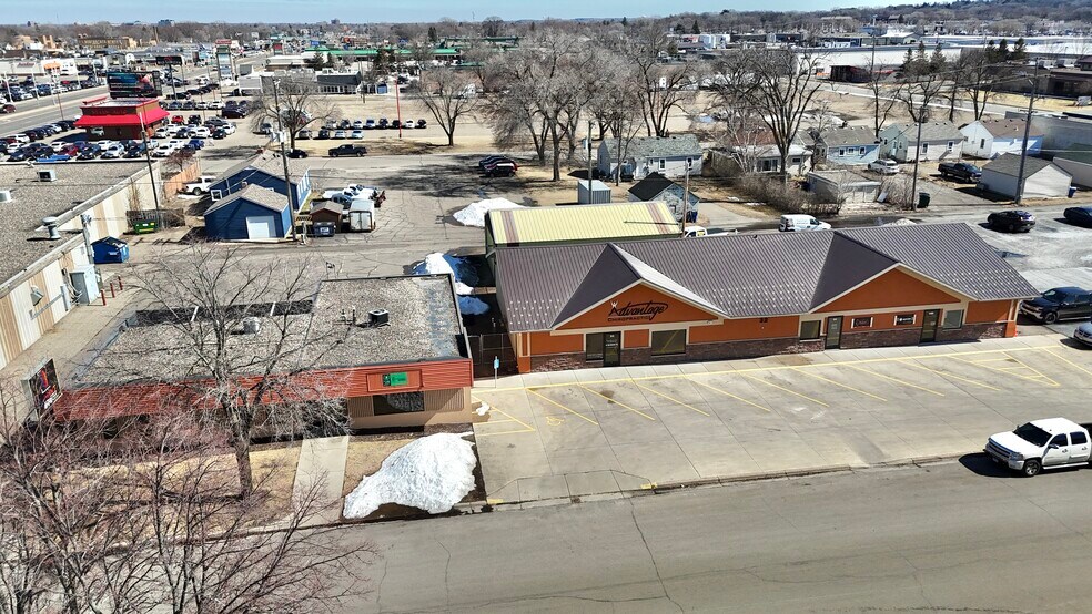 More Photos Of 20 S 32nd Ave S, Saint Cloud Office For Sale