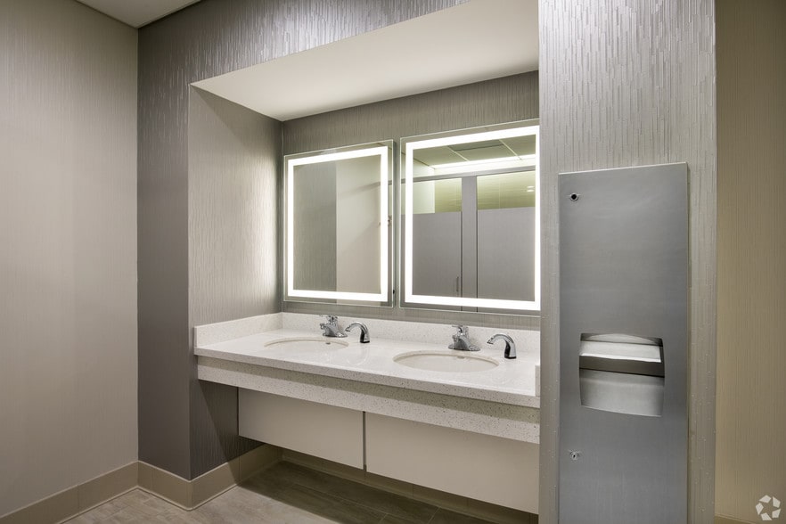 More Photos Of 6025 The Corners Pky, Peachtree Corners Unknown For Lease