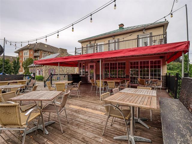 More Photos Of 515 Rue Notre-Dame, Repentigny Storefront For Sale