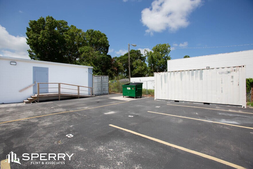 More Photos Of 411 Clearlake Rd, Cocoa Flex For Sale