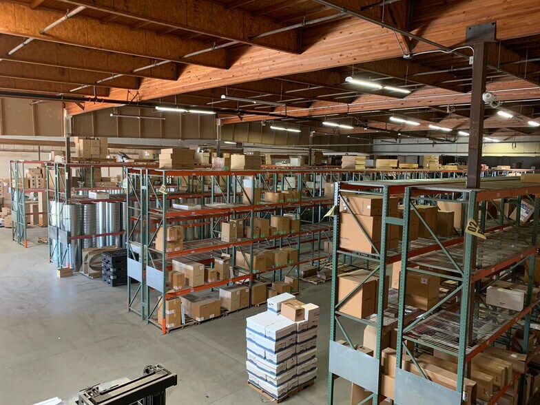 More Photos Of 2201 E Brundage Ln, Bakersfield Distribution For Lease