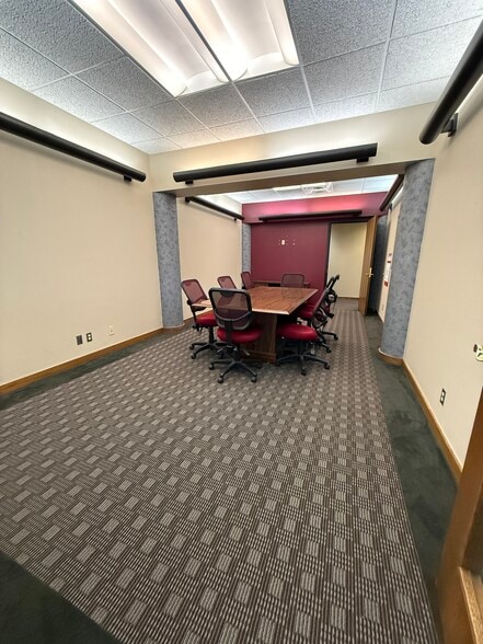 More Photos Of 6940 S Utica Ave, Tulsa Office For Sale