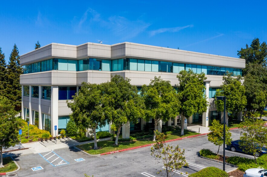 Primary Photo Of 2465 Latham St, Mountain View Office For Lease