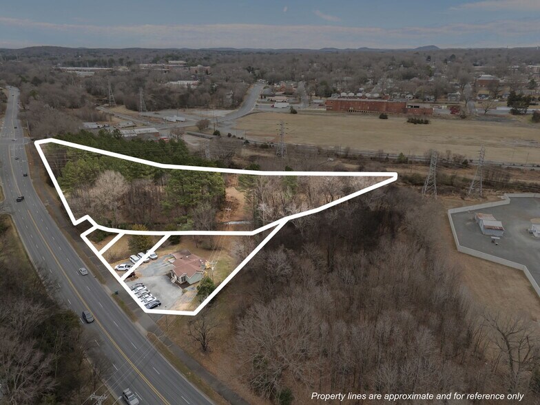 More Photos Of 710 US Highway 52 Highway N, Albemarle Office For Sale