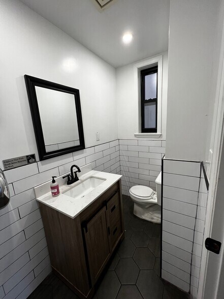 More Photos Of 67 Driggs Ave, Brooklyn Apartments For Lease