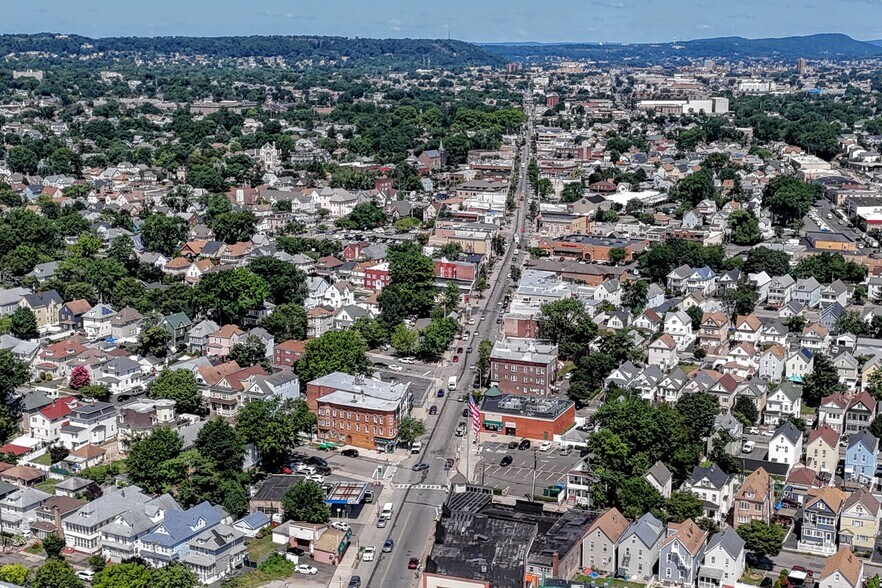 More Photos Of 1061-1065 Main Ave, Clifton Auto Repair For Sale