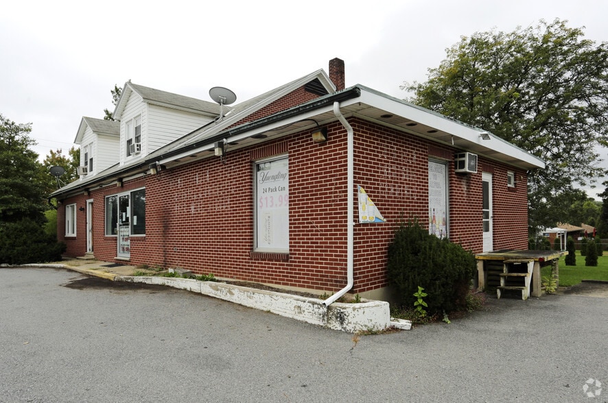 More Photos Of 737 3rd Ave, Alpha Freestanding For Lease