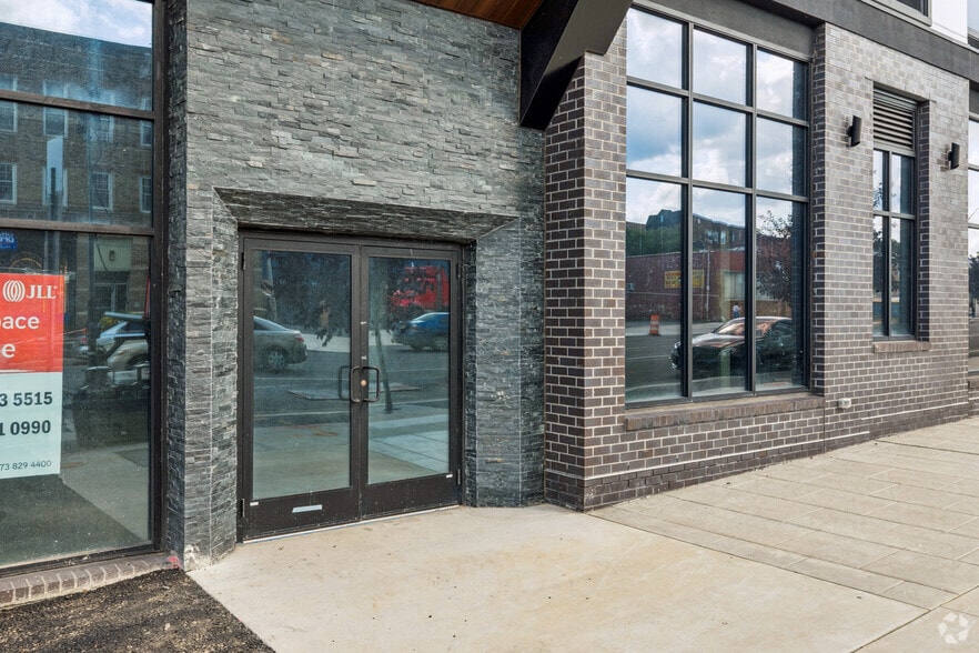 More Photos Of 102 Washington Ave, Belleville Apartments For Lease