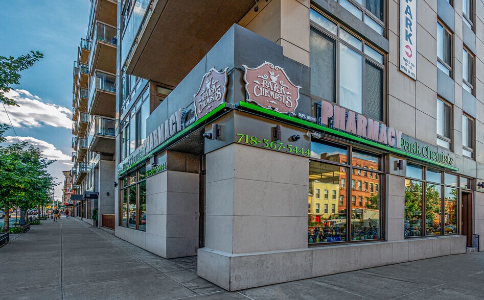 More Photos Of 500 4th Ave, Brooklyn Apartments For Sale
