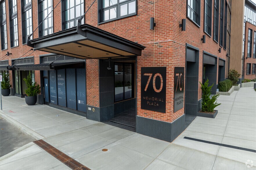 More Photos Of 70 Memorial Plz, Pleasantville Apartments For Lease