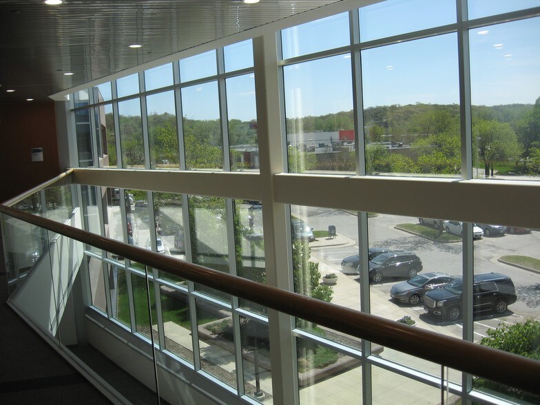 More Photos Of 500 SW 7th St, Des Moines Office For Lease