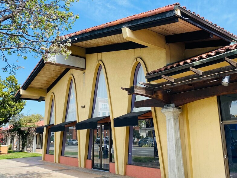 More Photos Of 951-955 Monroe St, Santa Clara Freestanding For Lease