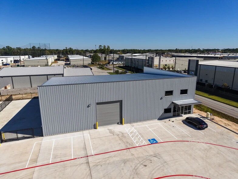 More Photos Of 6702 Theall Rd, Houston Industrial For Sale