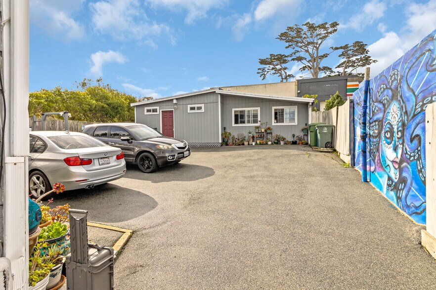 More Photos Of 883 Lighthouse Ave, Monterey General Retail For Sale