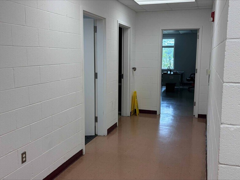 More Photos Of 1031 Highland Ave, Winston-Salem Lodge Meeting Hall For Sale