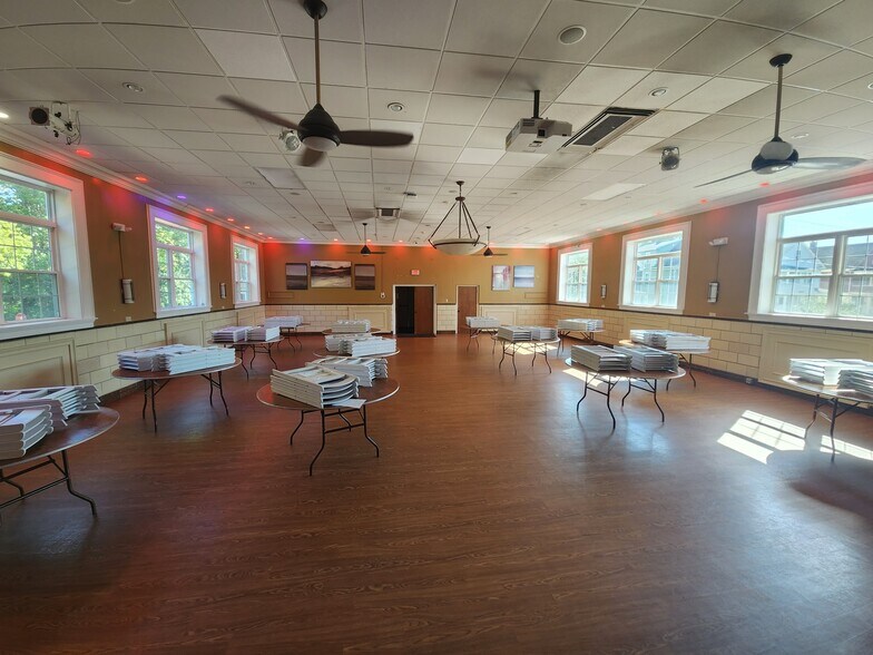 More Photos Of 37 Orlando St, West Haven Lodge Meeting Hall For Sale