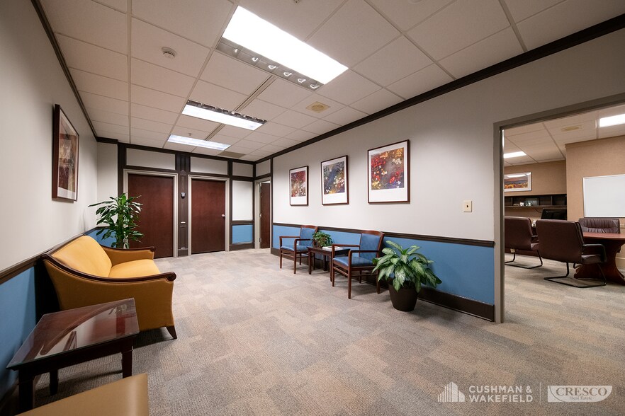 More Photos Of 27100 Chardon Rd, Cleveland Hospital For Sale
