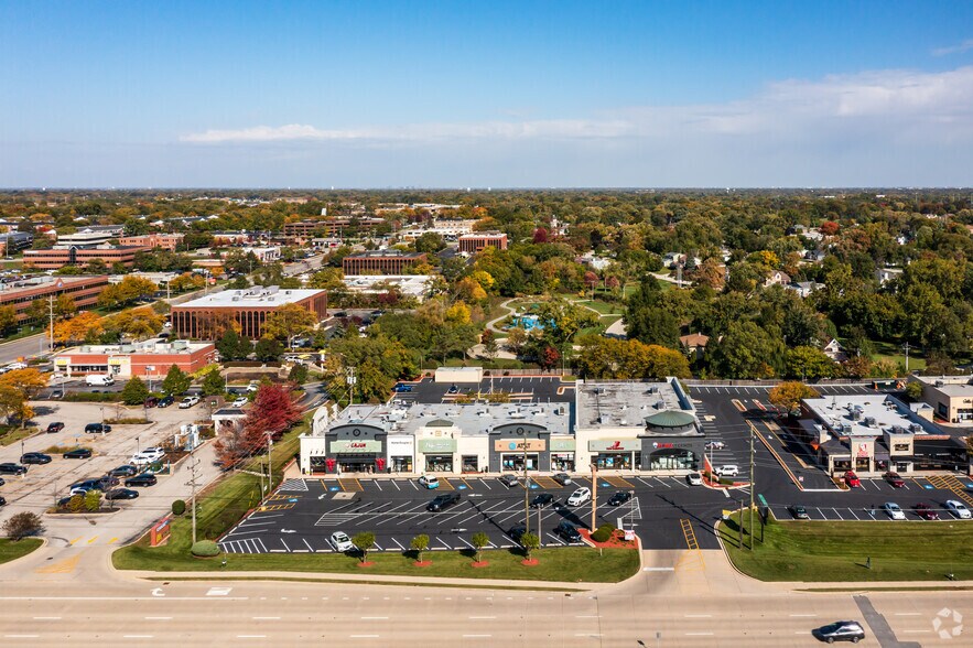 More Photos Of 17W480-17W512 22nd St, Oakbrook Terrace Freestanding For Lease
