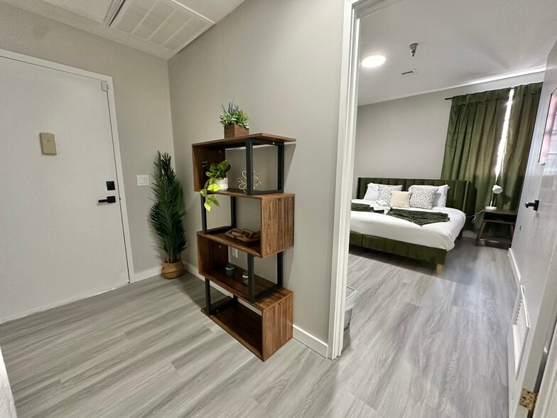 More Photos Of 201 Park Ave, Albany Apartments For Sale