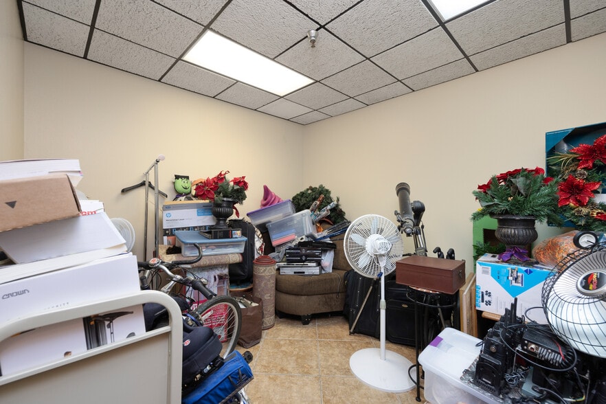 More Photos Of 9216 Bally Ct, Rancho Cucamonga Warehouse For Sale