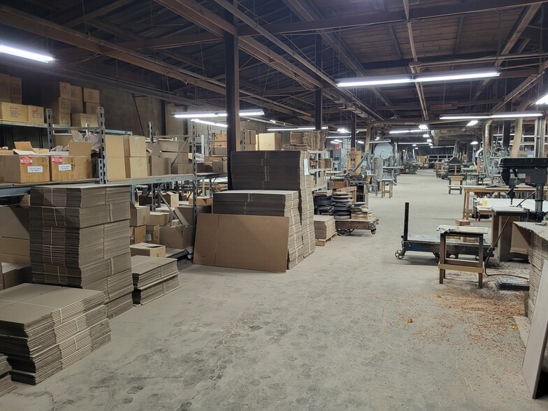 Primary Photo Of 391 Norfolk Ave, Buffalo Manufacturing For Sale