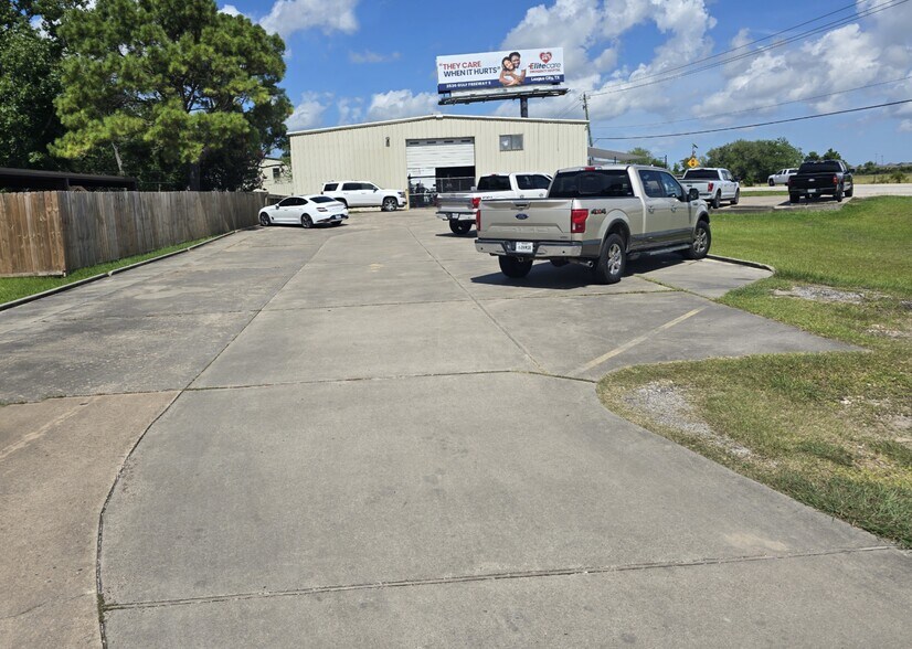Primary Photo Of 7915 FM 517 Rd W, Dickinson Warehouse For Sale